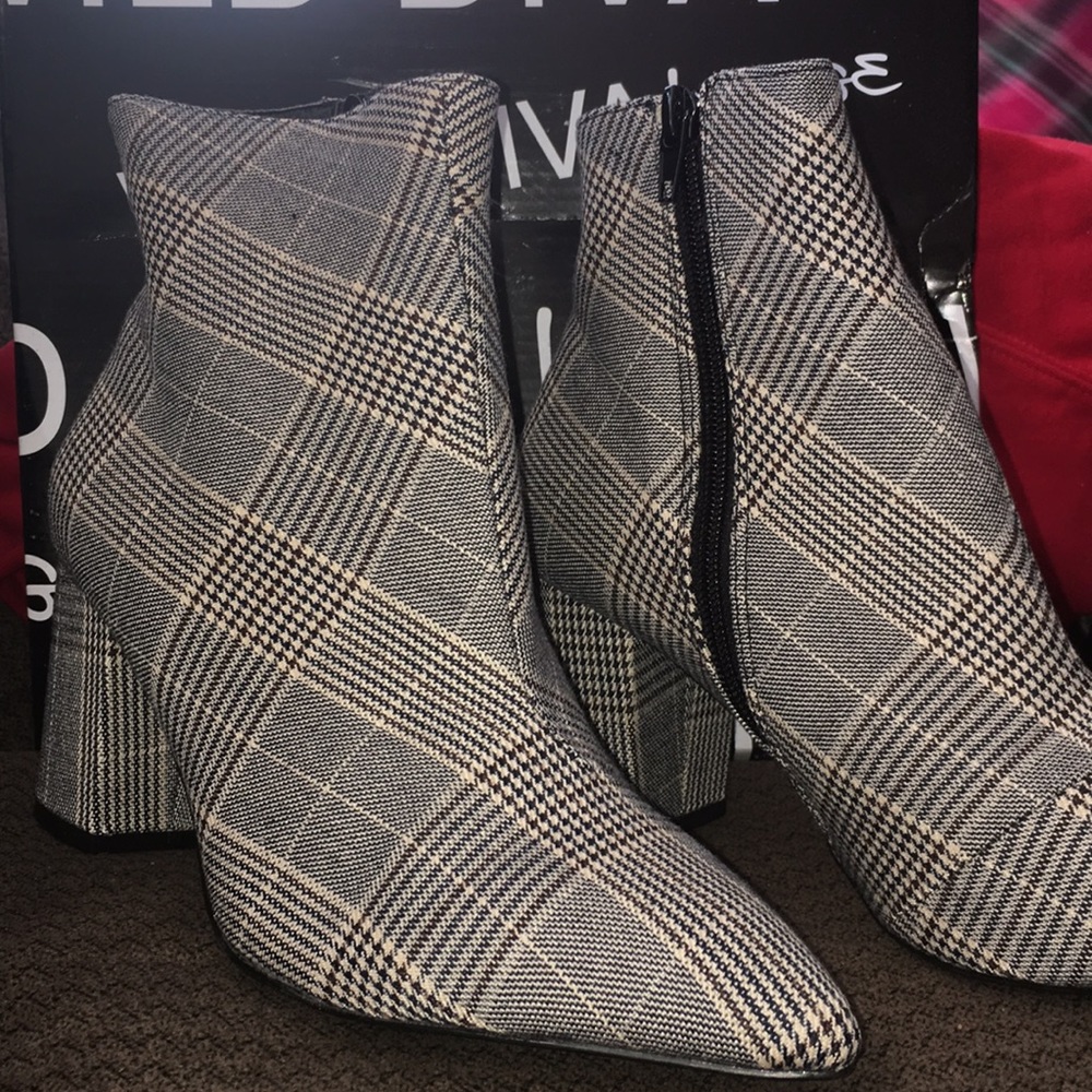 Plaid booties with black zipper detail
